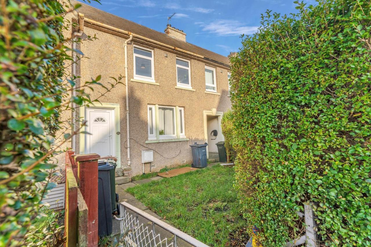 Modern & Spacious 2 Bedroom House - Free Parking - Front & Back Garden - Private Main Door Entrance Εδιμβούργο Εξωτερικό φωτογραφία