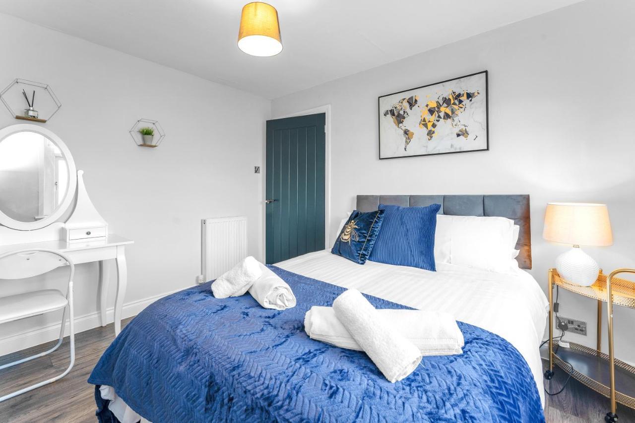 Modern & Spacious 2 Bedroom House - Free Parking - Front & Back Garden - Private Main Door Entrance Εδιμβούργο Εξωτερικό φωτογραφία