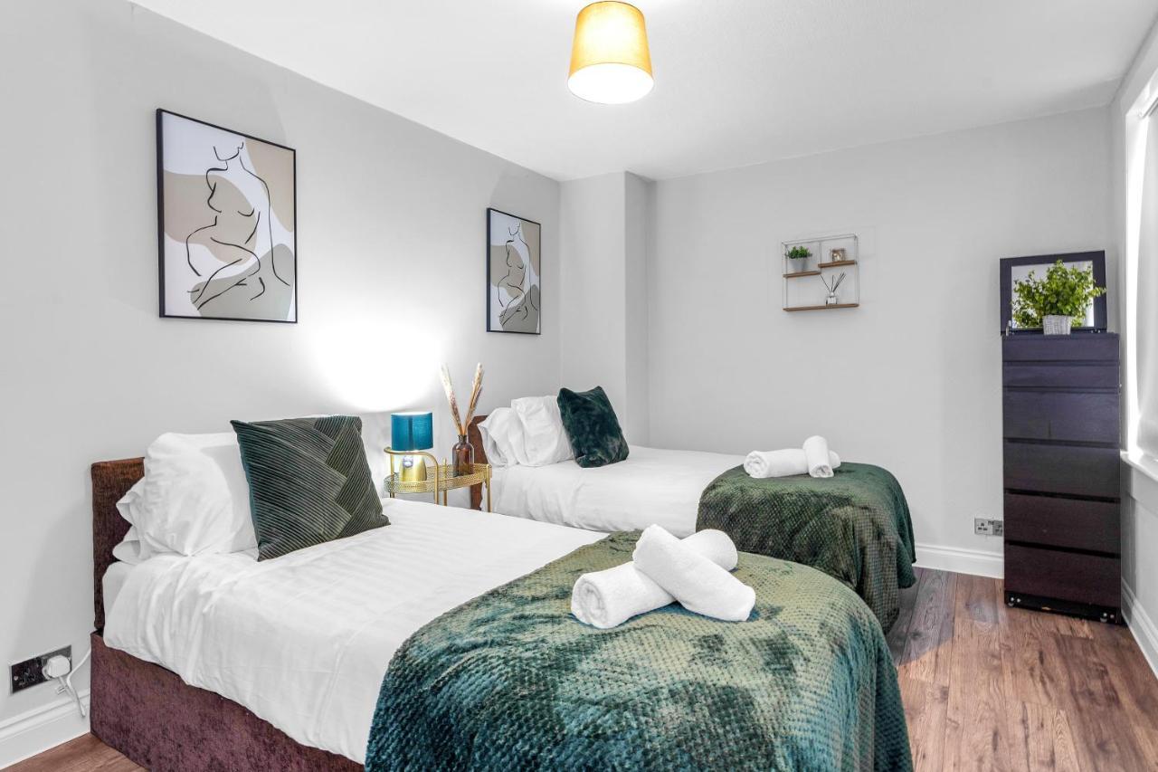 Modern & Spacious 2 Bedroom House - Free Parking - Front & Back Garden - Private Main Door Entrance Εδιμβούργο Εξωτερικό φωτογραφία
